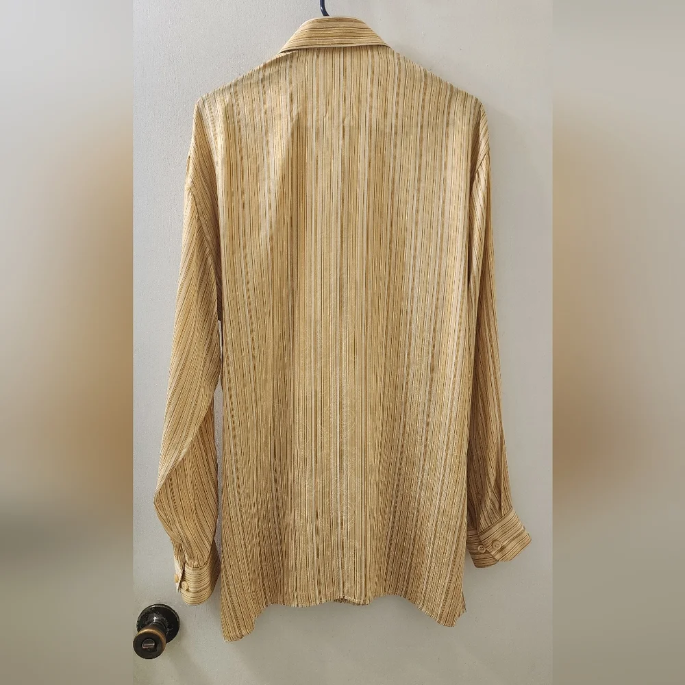 Gianni Viera Men's Tan Striped Shirt, Size Large, Silk, Made‎ In Italy.